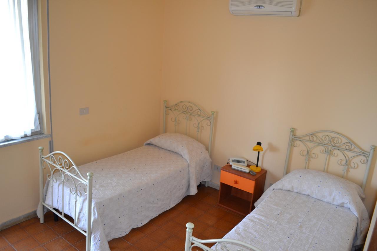 Hotel Miravalle Misilmeri Bagian luar foto